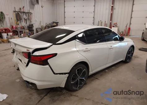 2023 Nissan Altima из США, поврежденный, VIN 1N4BL4CW4PN366246